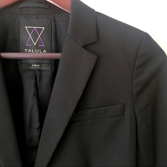 Black Two Button Aritzia Talula Exeter Blazer - Picture 4 of 14